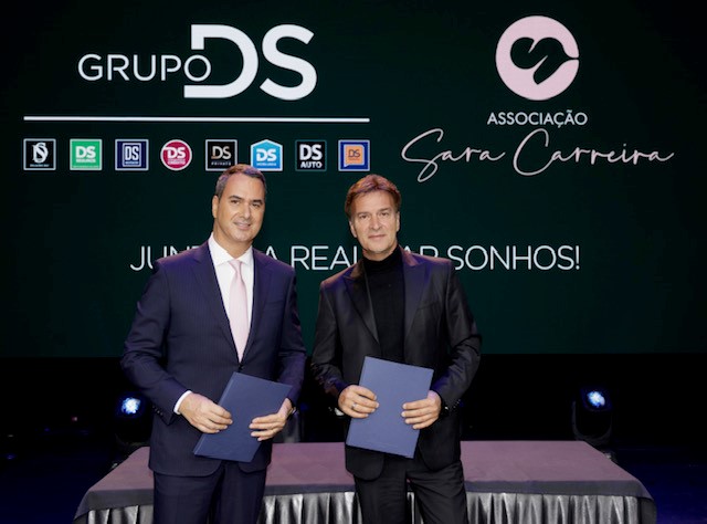 TONY CARREIRA E GRUPO DS